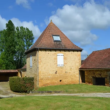 Gite 4 Personnes Le Castelat De Julienna 3*